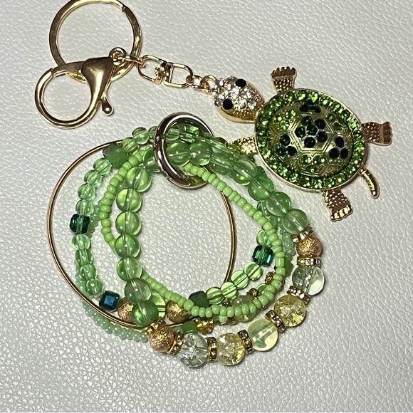Turtle Bracelet Keychain - Picture 9 of 11